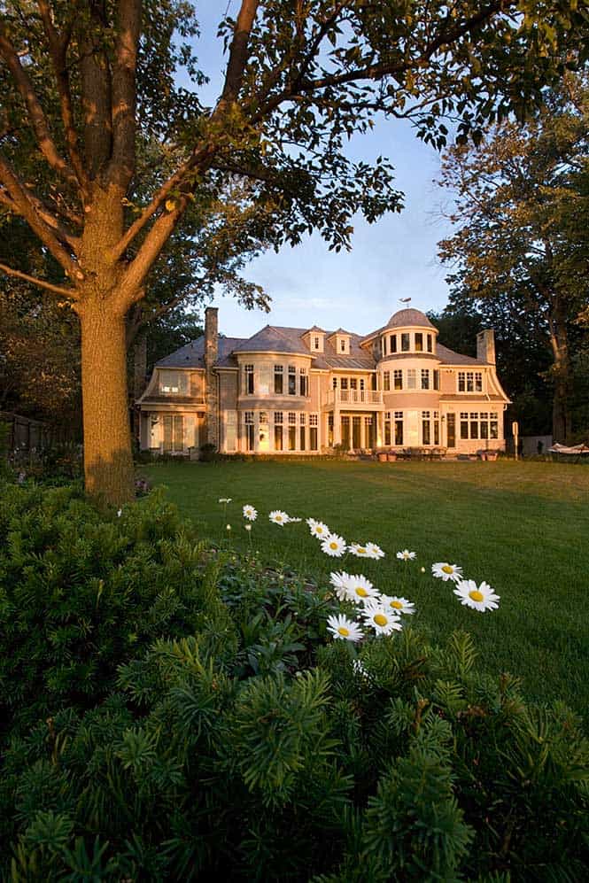 Lakefront Custom Estate - Nantucket Style