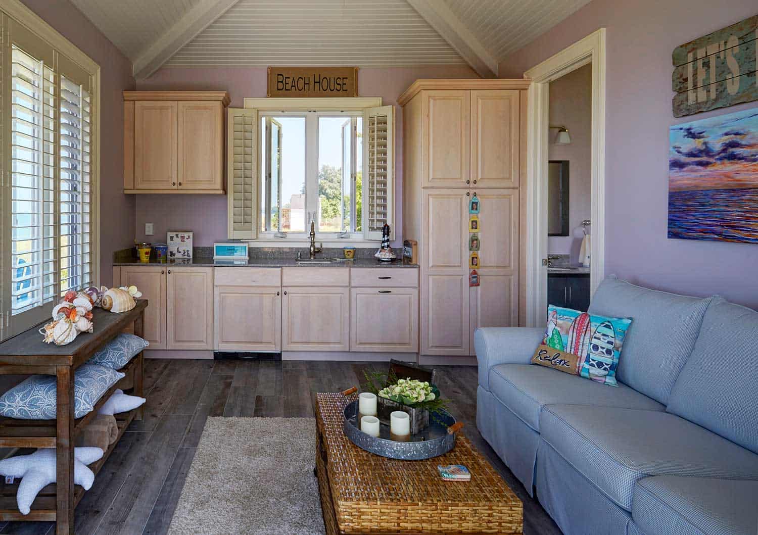 cabana-kitchenette-living-room