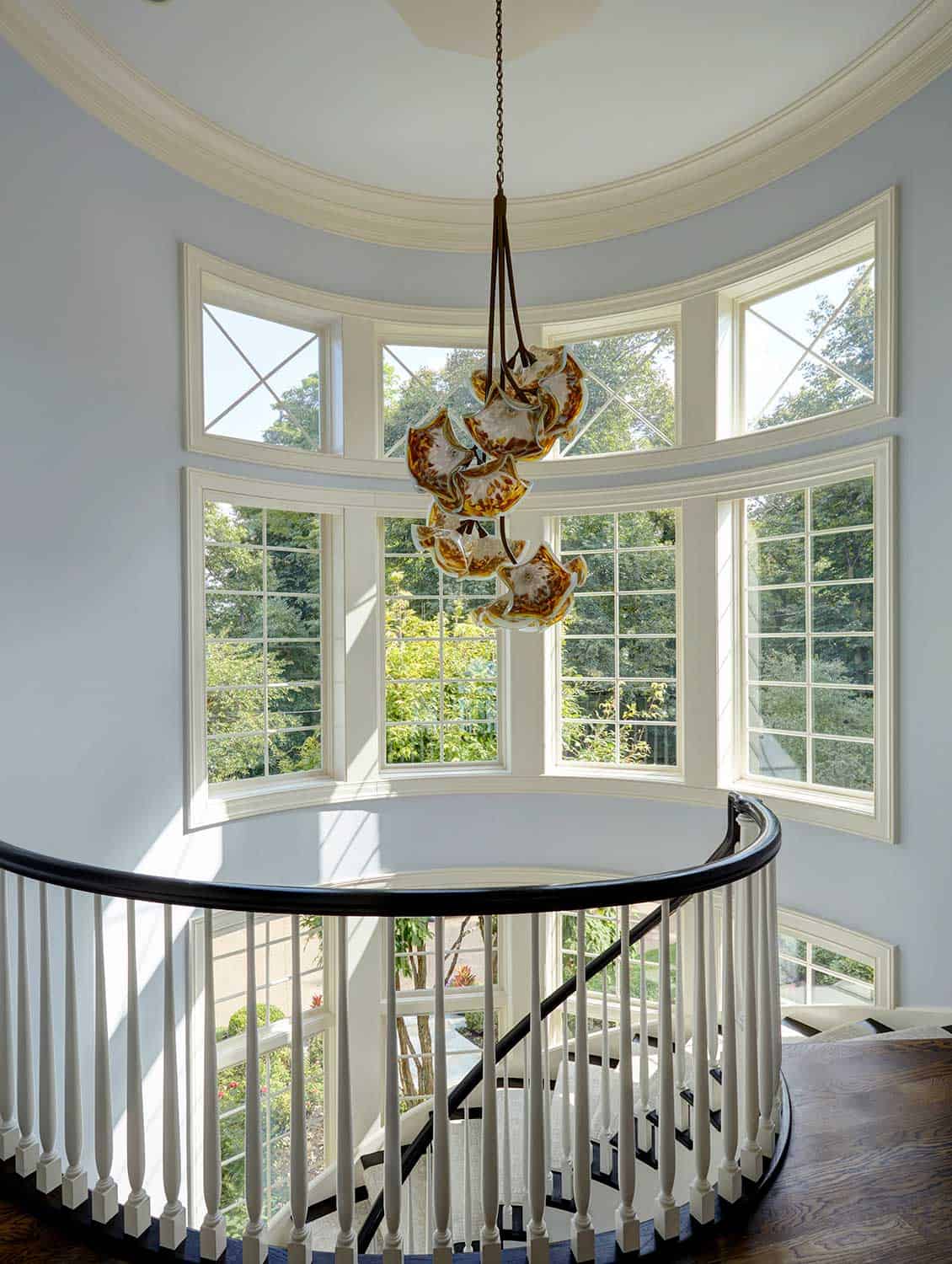 circular-stair-tower-art-glass-chandelier