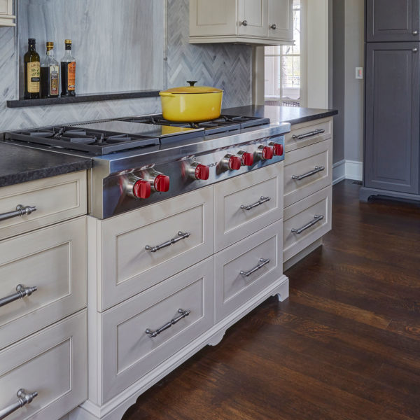 custom-range-cabinet-niche-above custom-range-cabinet-niche-above