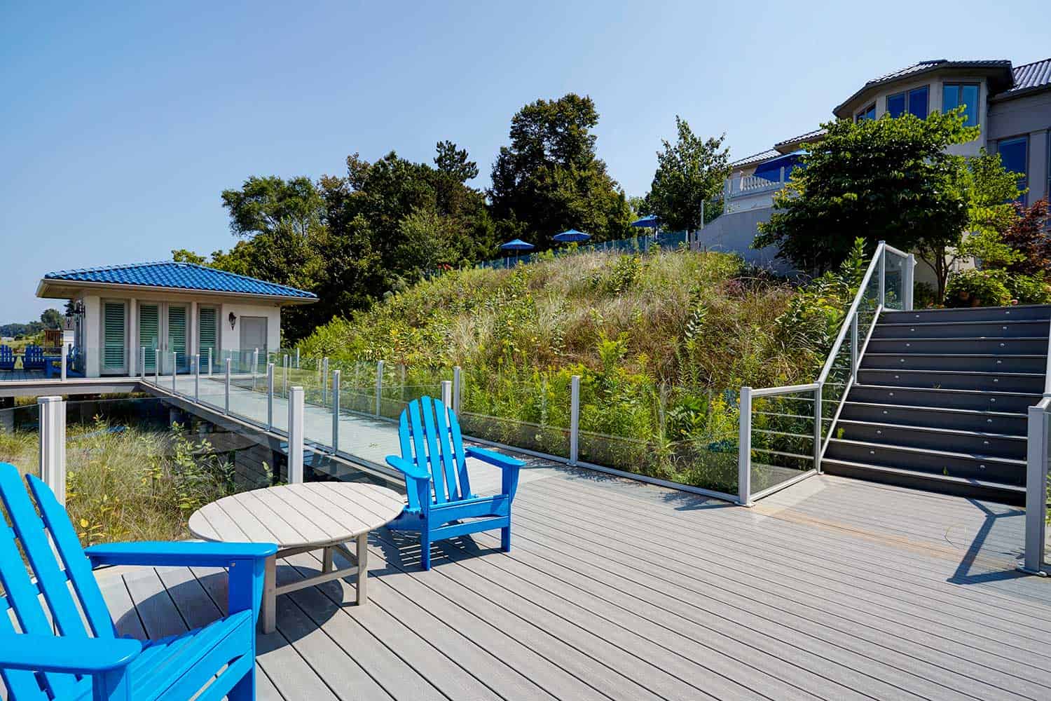 stairs-decking-to-cabana-harbor-country