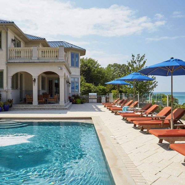 view-from-pool-to-house view-from-pool-to-house