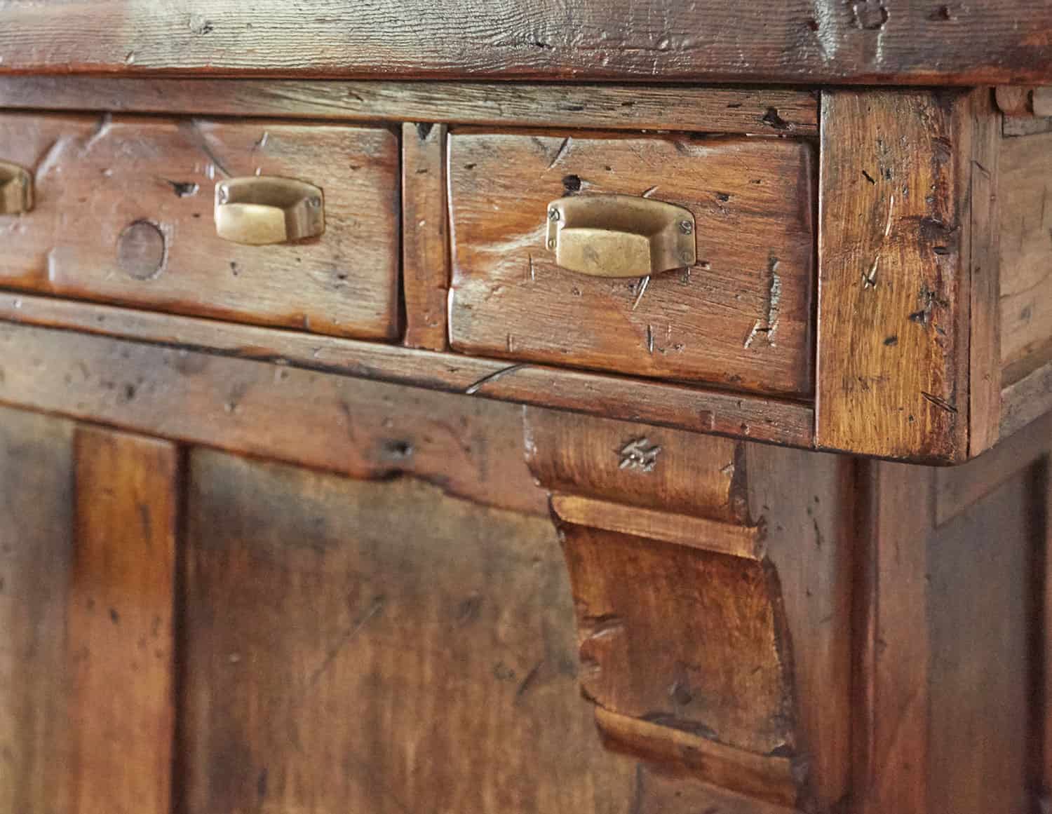 apothecary-drawers-antique-bar-chesterton-indiana