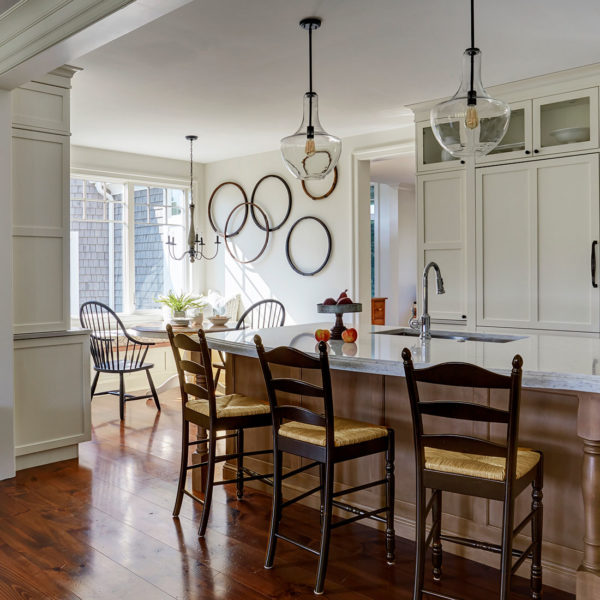 center-island-adjacent-breakfast-room-chesterton-indiana