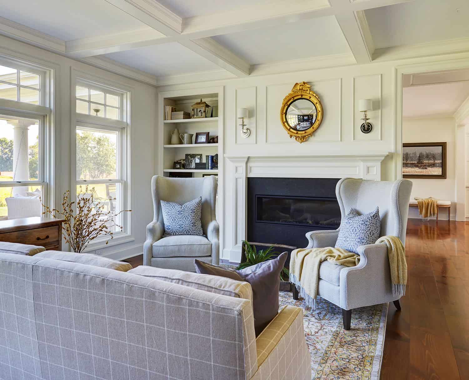 cozy-living-room-ribbon-fireplace-coffered-ceiling