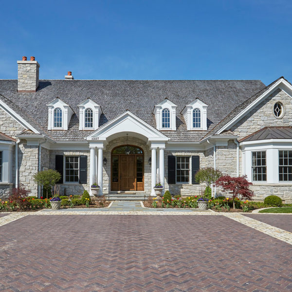 front-entry-herringbone-pavers-cobblestone-edging front-entry-herringbone-pavers-cobblestone-edging