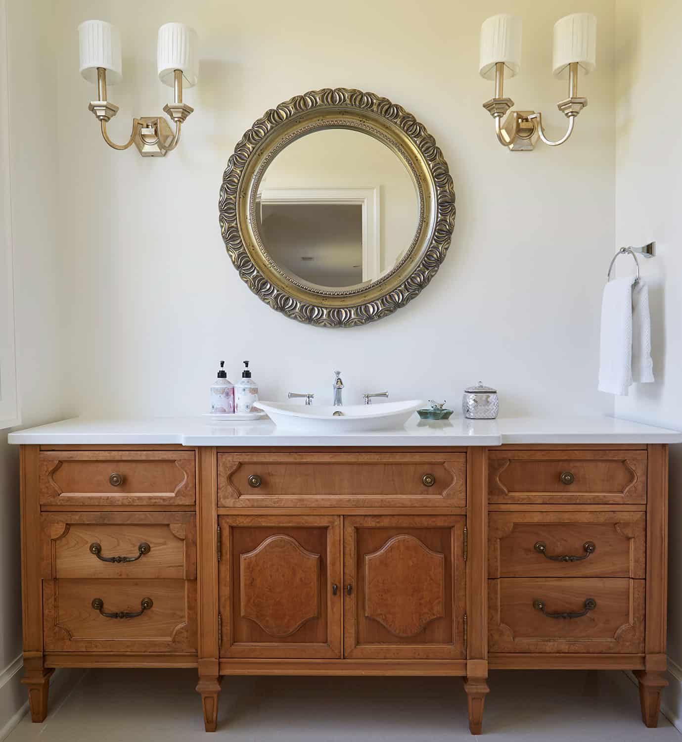 furniture-style-vanity-ornate-mirror