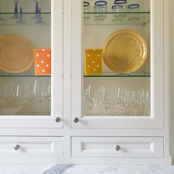 inset-doors-and-drawers-painted-white-cabinets-butlers-pantry inset-doors-and-drawers-painted-white-cabinets-butlers-pantry