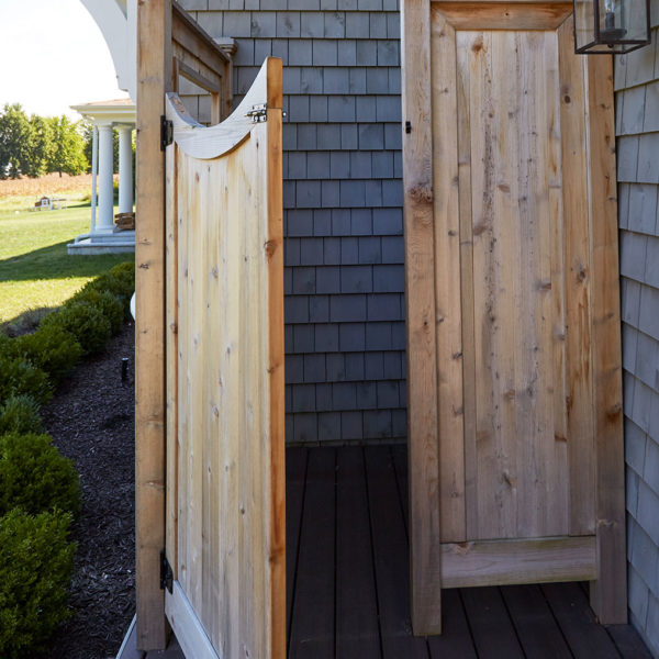 outdoor-shower-hinged-barn-door