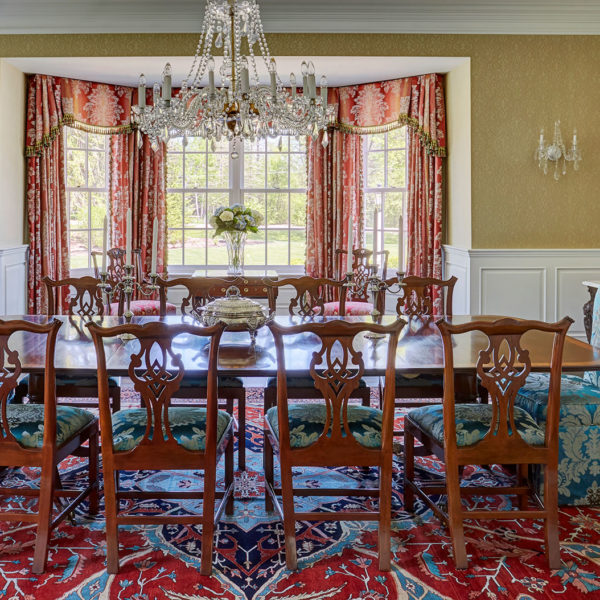 red-blue-gold-dining-room-with-bay-window red-blue-gold-dining-room-with-bay-window