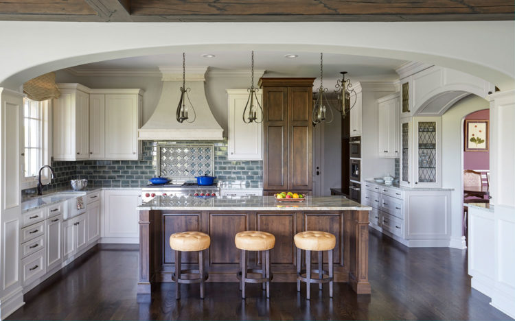 Luxury Kitchen Renovation with Two-Tone Cabinets luxury-kitchen-two-tone-cabinets