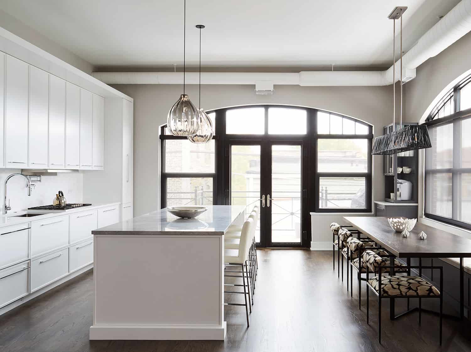 loft-style-kitchen-dining-arched-windows