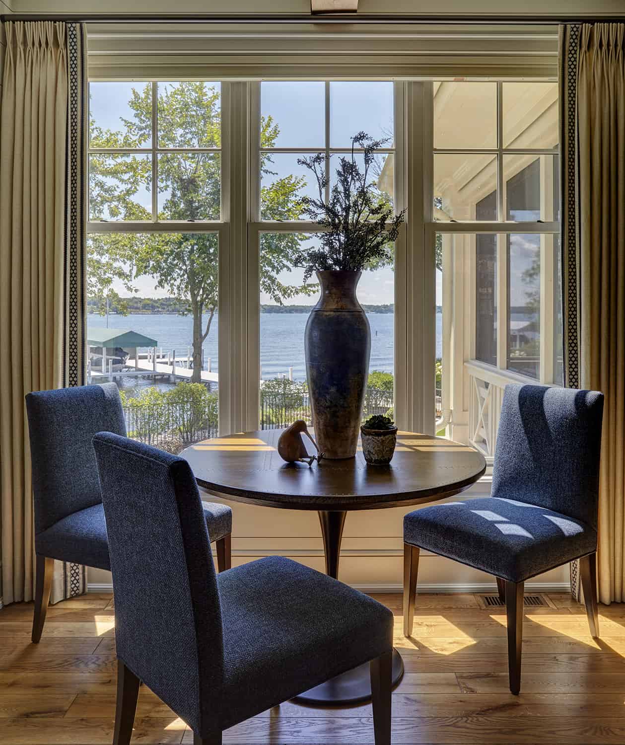 small breakfast table with view to lake geneva