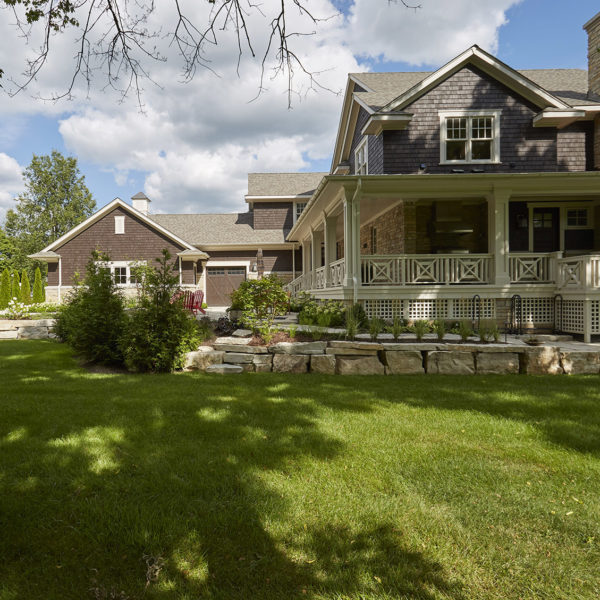 outcropping-boulders-form-retainer-wall side elevation with outcropping stone retaining wall