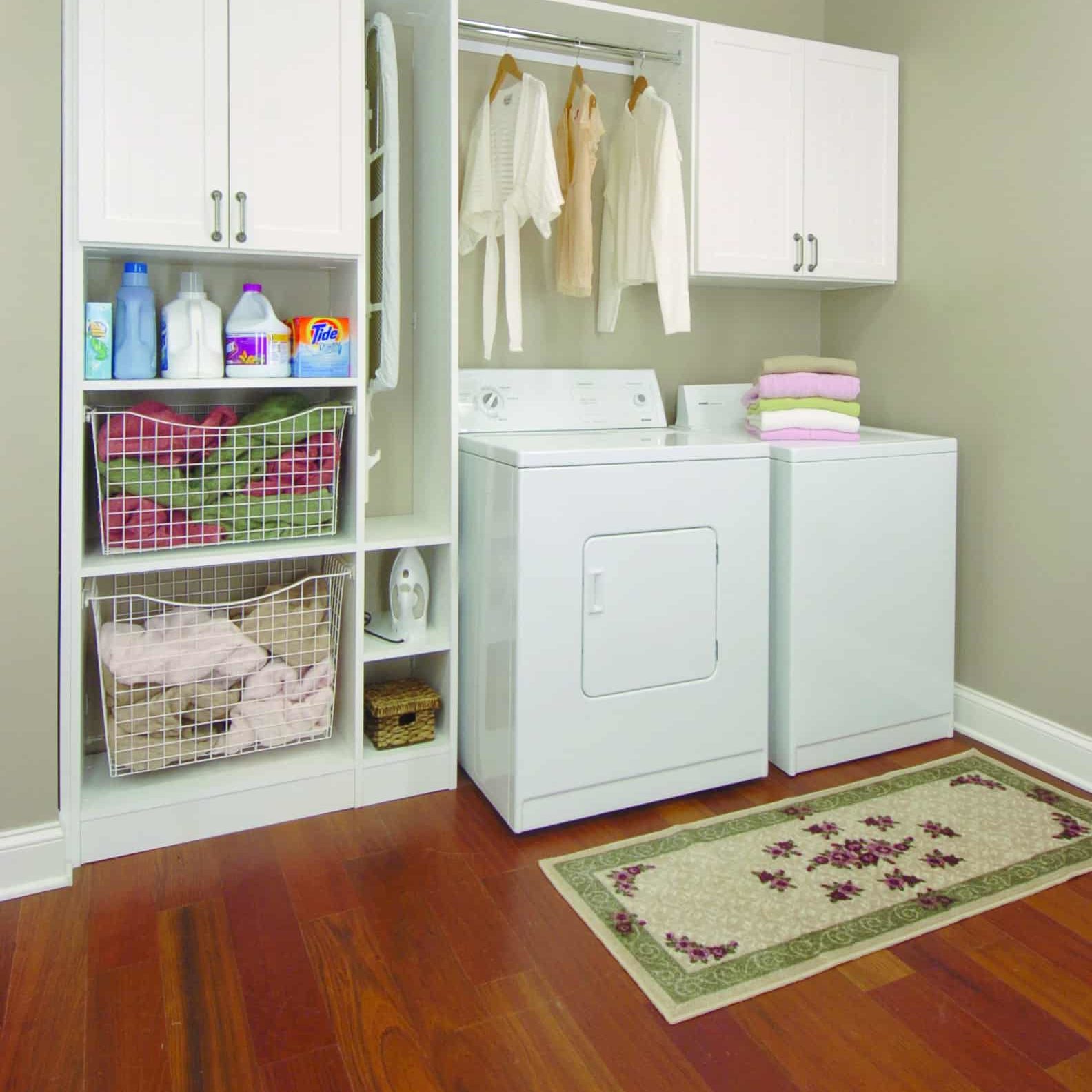 Simple Laundry Room