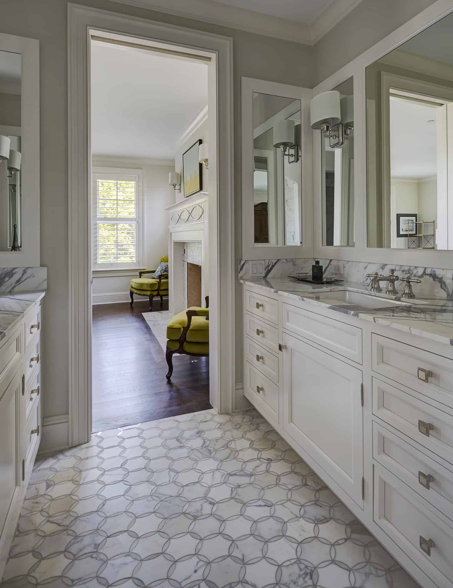 his and her sinks in master bathroom