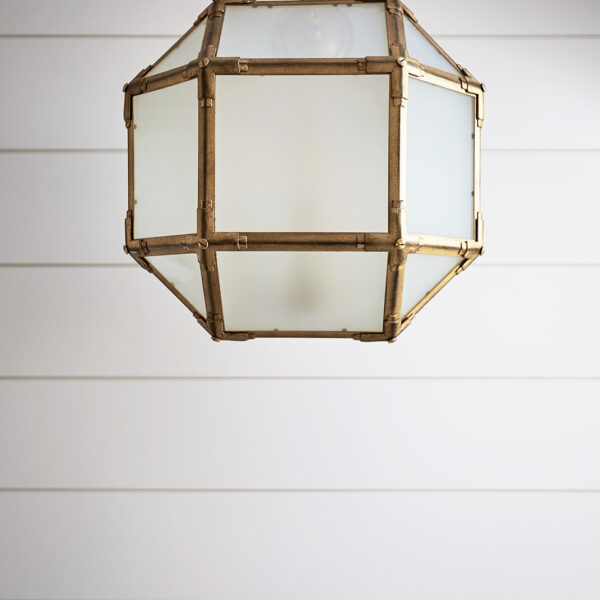 pendant light detail