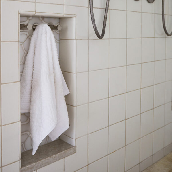 custom shower nice for washcloths