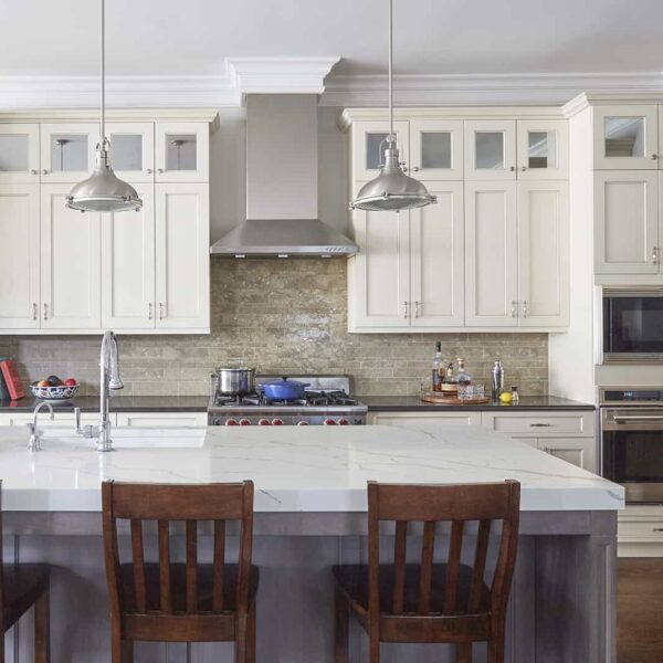 remodeled-chicago-kitchen-large-island