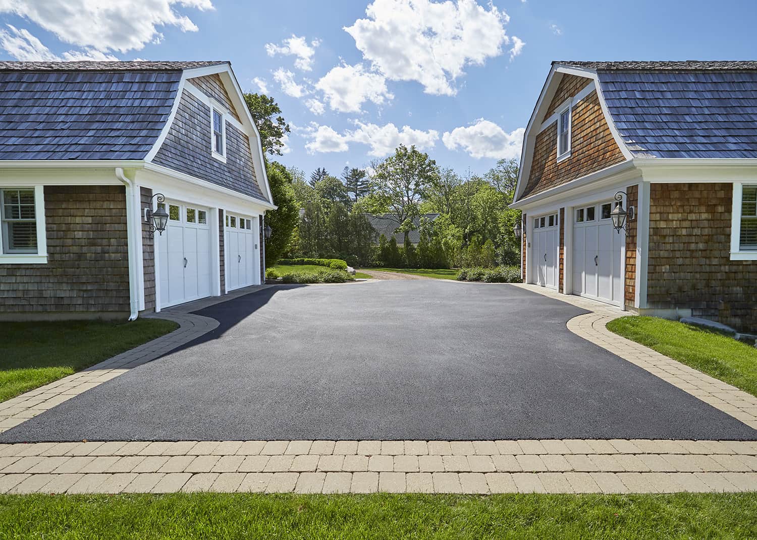 detached garage