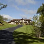 driveway approach to house