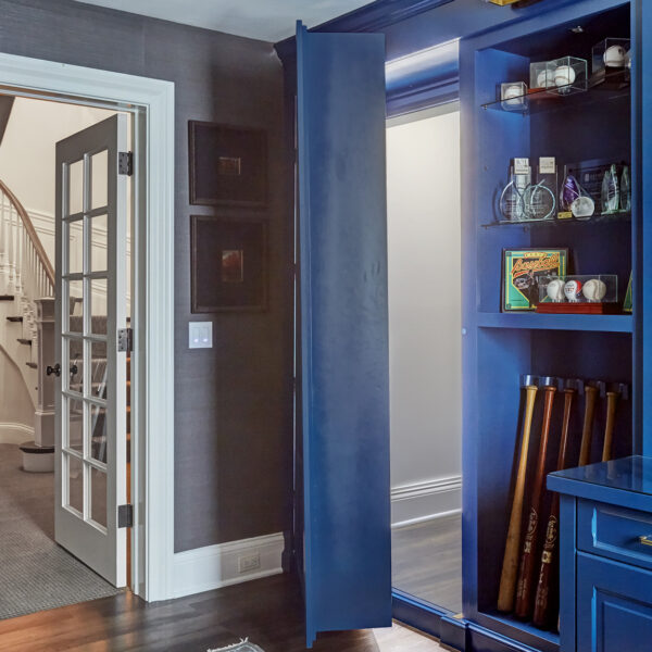 hidden-door-to-speakeasy bookcase hidden door