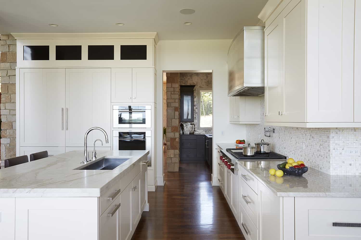 profile of white kitchen