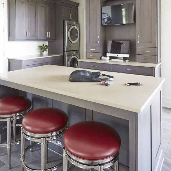 laundry-room-red-stools red stools in laundry room