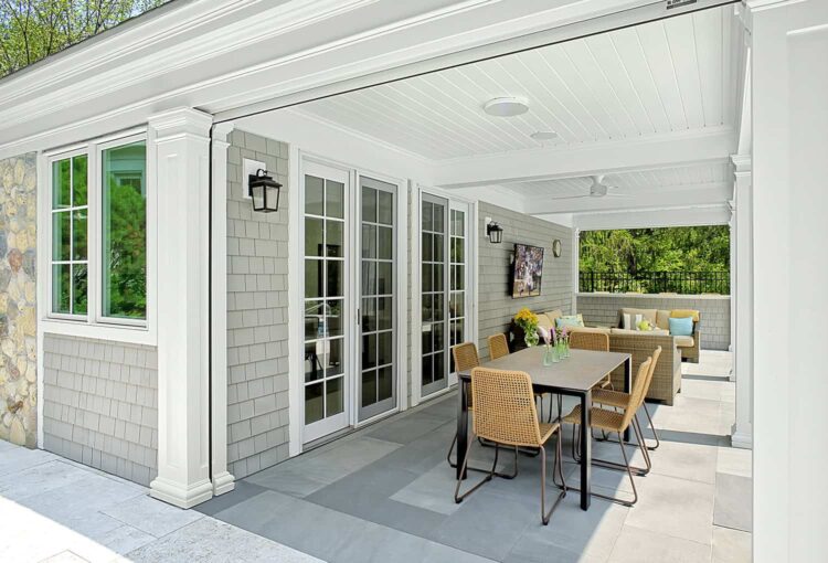 pool house covered porch