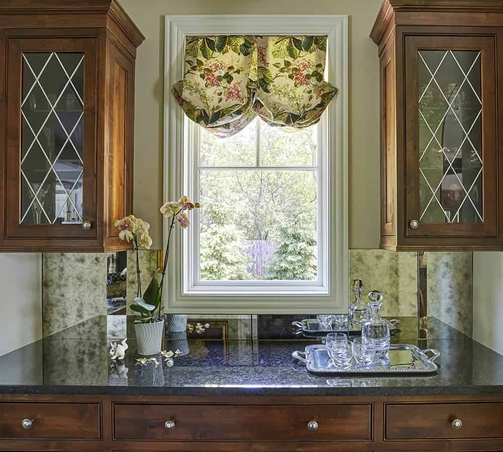 butlers-pantry-dry-bar dry bar in butler's pantry