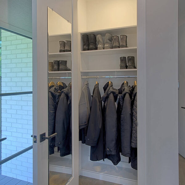 bedroom-closet-storage