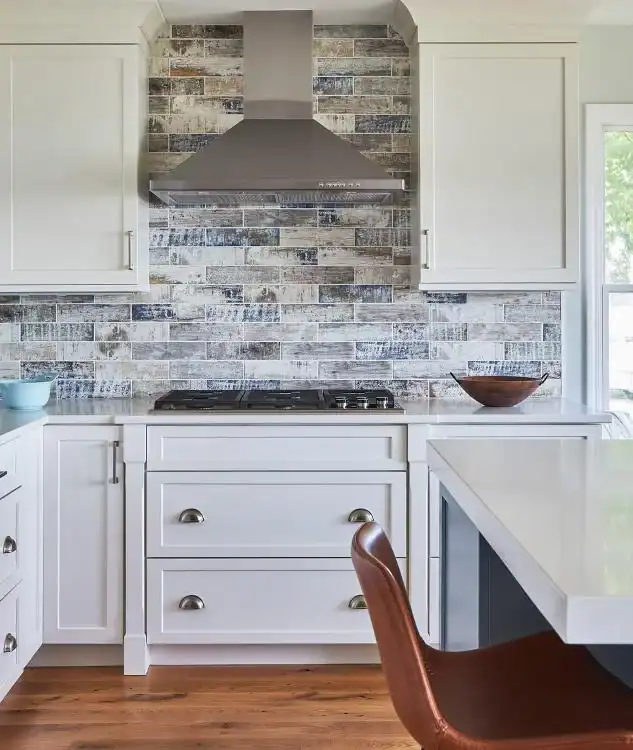 Picture of a modern kitchen with a distressed tile backsplash